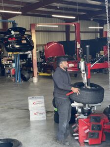 Tire mounting before balance.